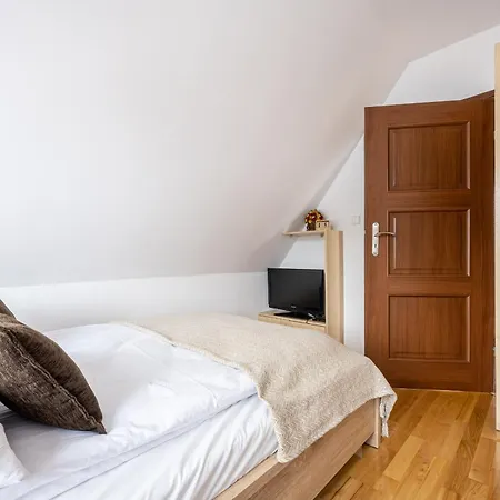 Apartment Apartserwis Orkana Oli *
