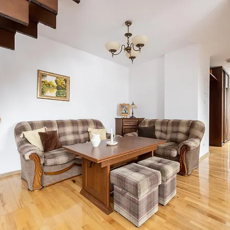 Apartment Apartserwis Orkana Oli